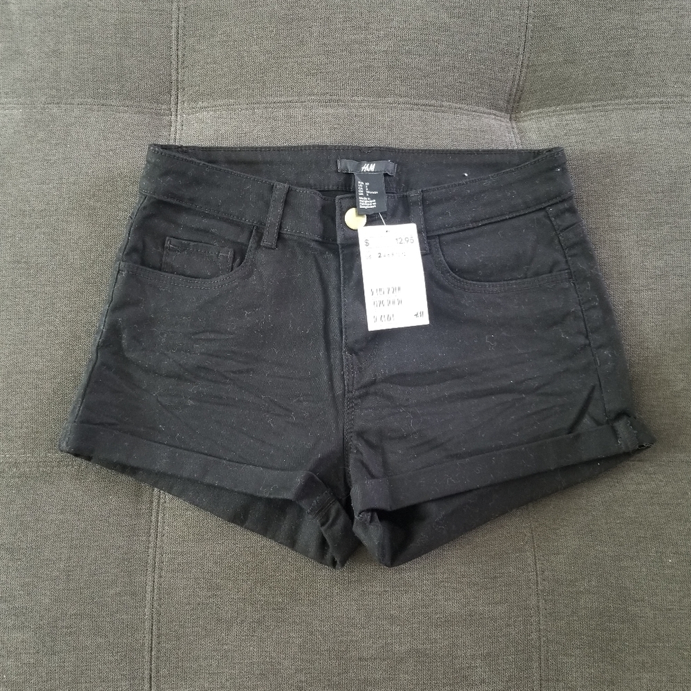 H&M Black Shorts